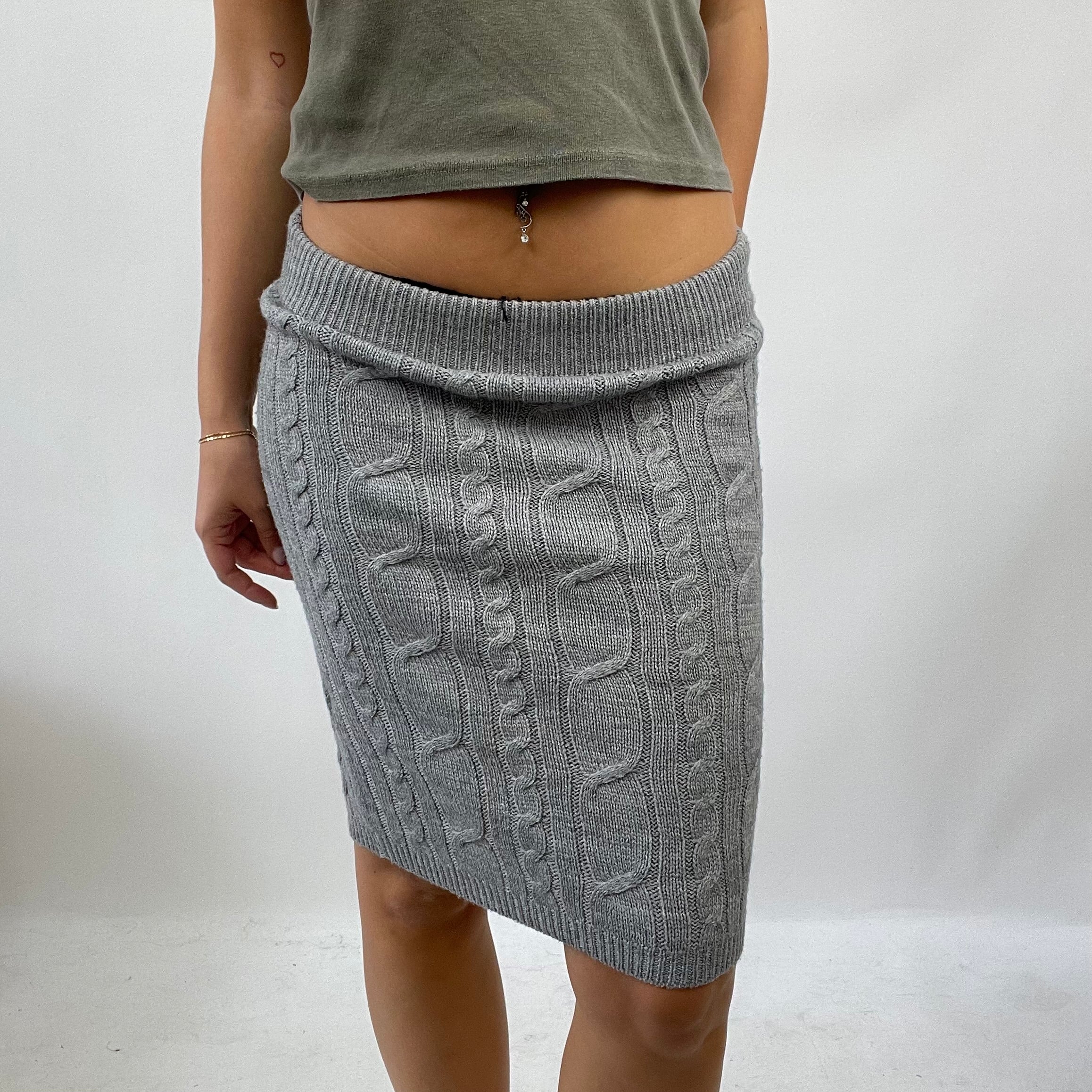 Gray knit midi clearance skirt