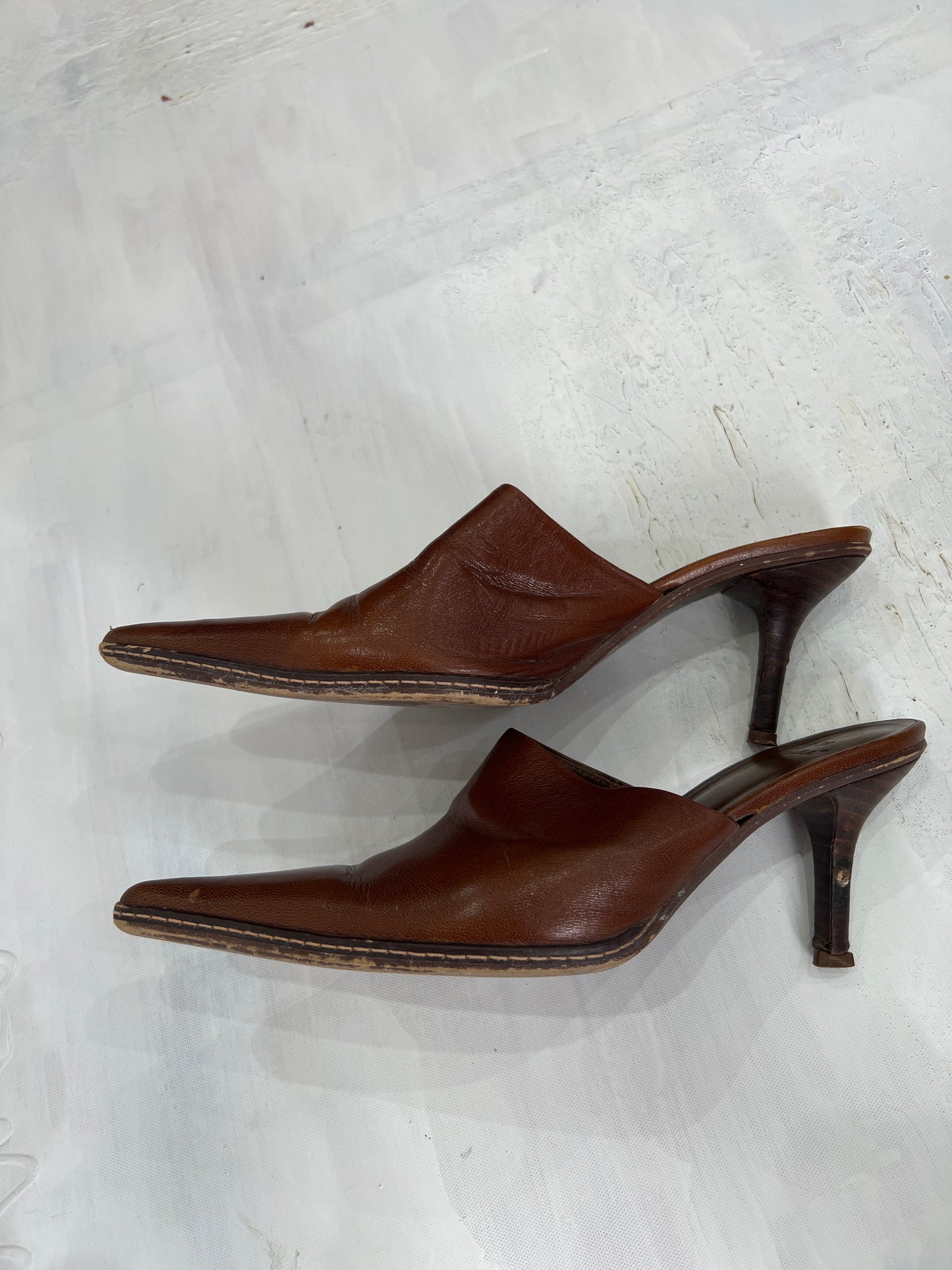 OFFICE GIRLIE | uk 5.5 brown zara heels / mules