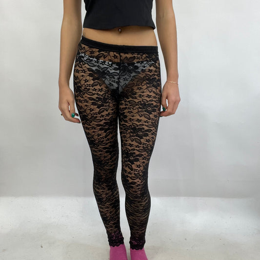 CARRIE BRADSHAW DROP | extra small black lace leggings