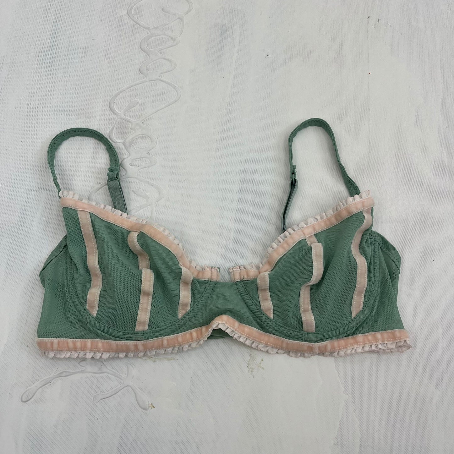 12 DAYS OF XMAS DROP | small green mesh bra with frill detail