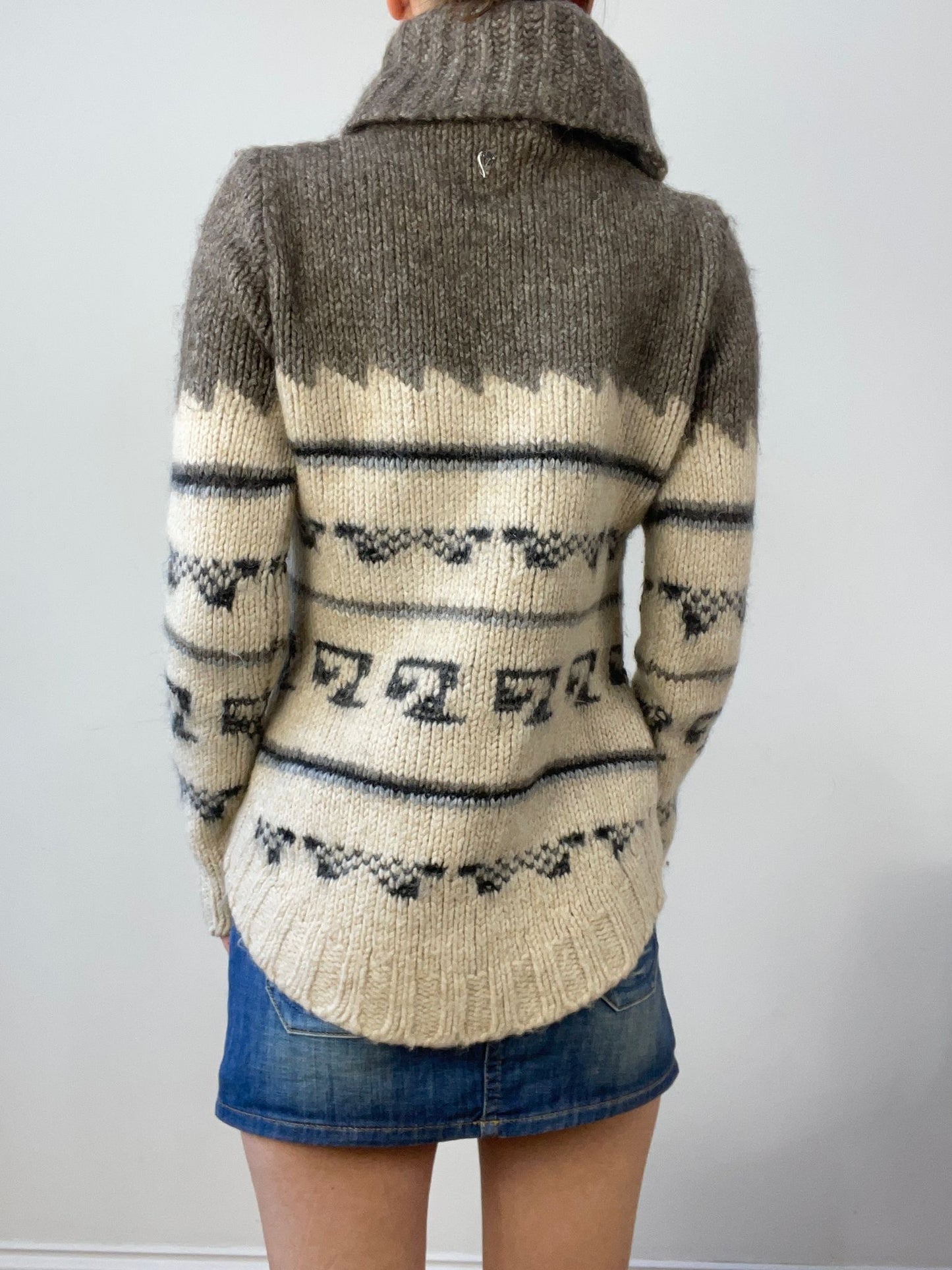 vintage edit thirteen | extra small grey and white knitted jumper