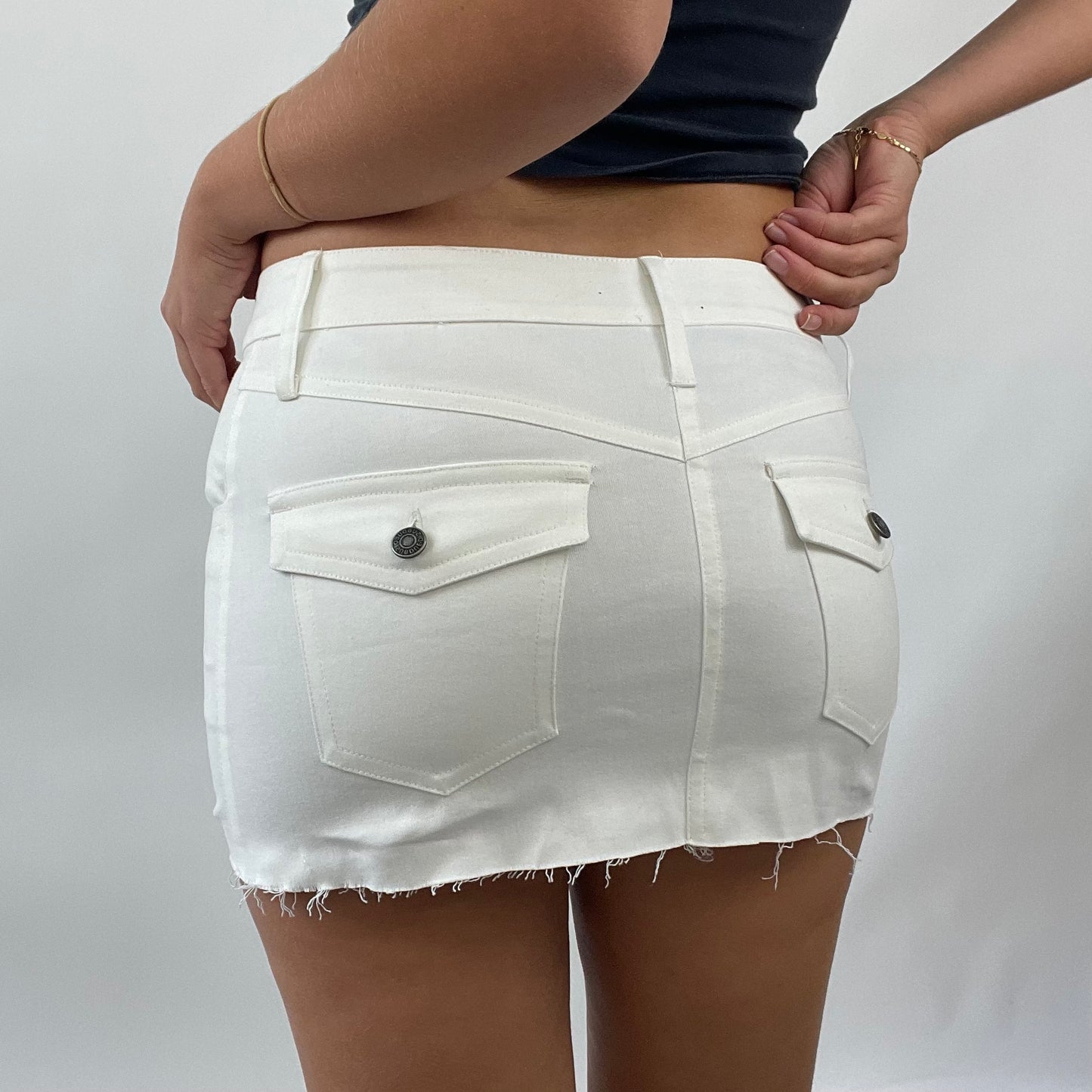 FRESHERS FITS DROP | small white denim mini skirt