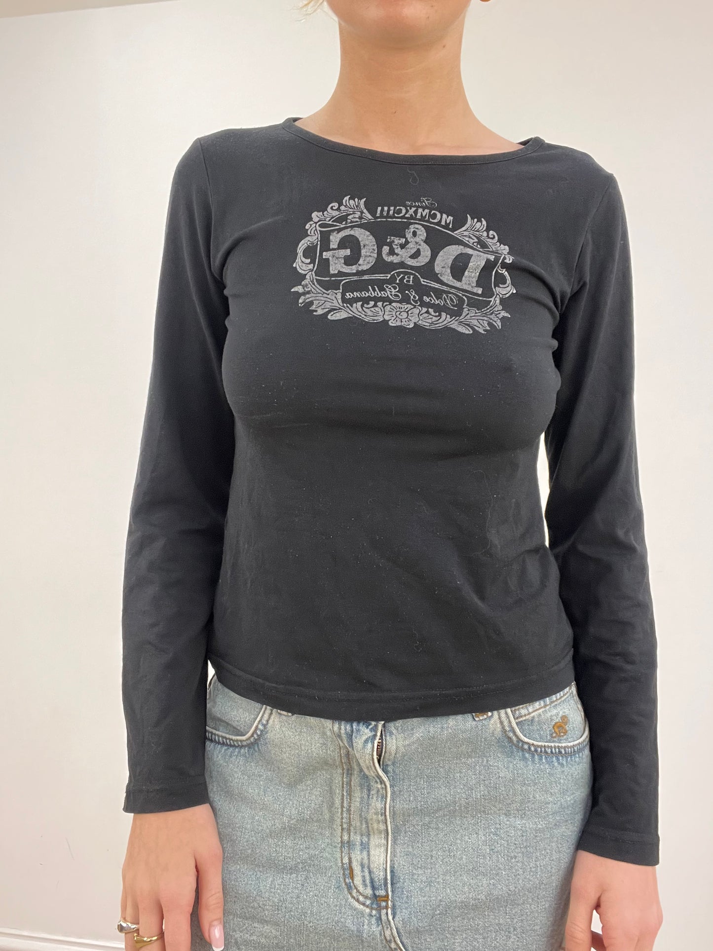 BEST PICKS | medium black dolce & gabbana style long sleeved top