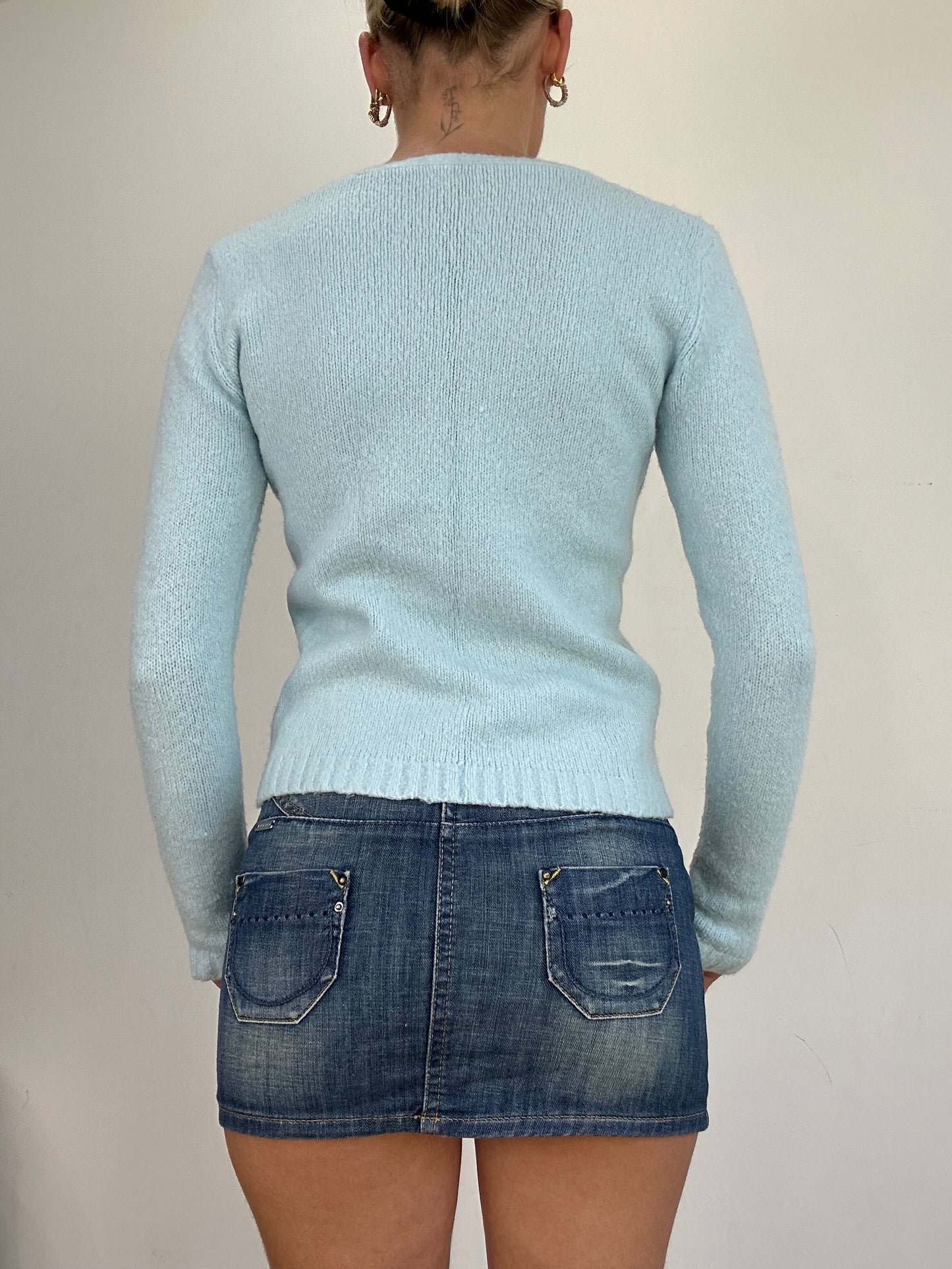 COSY CLASSICS | small baby blue knitted cardigan