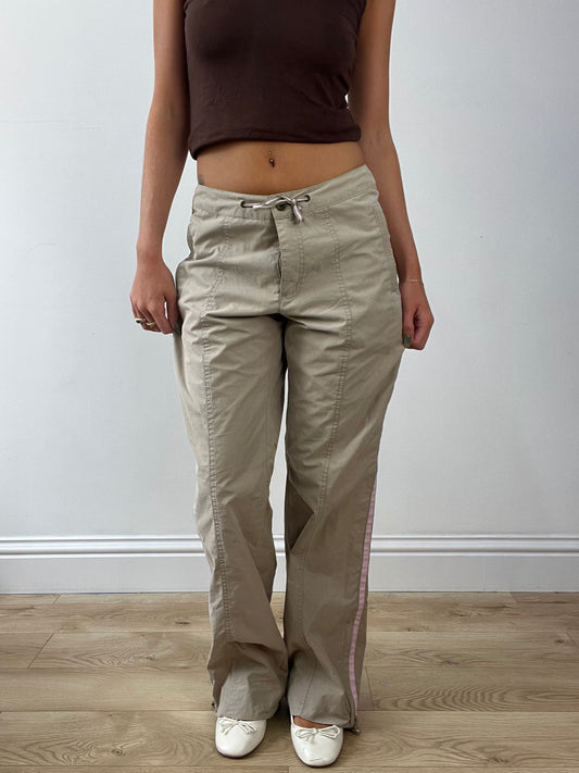 GIRLBAND DROP | large beige cargo trousers with pink stripe