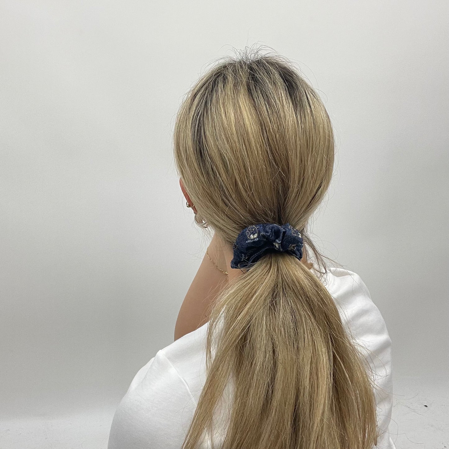 ⭐️ | #5 penguin print blue scrunchie