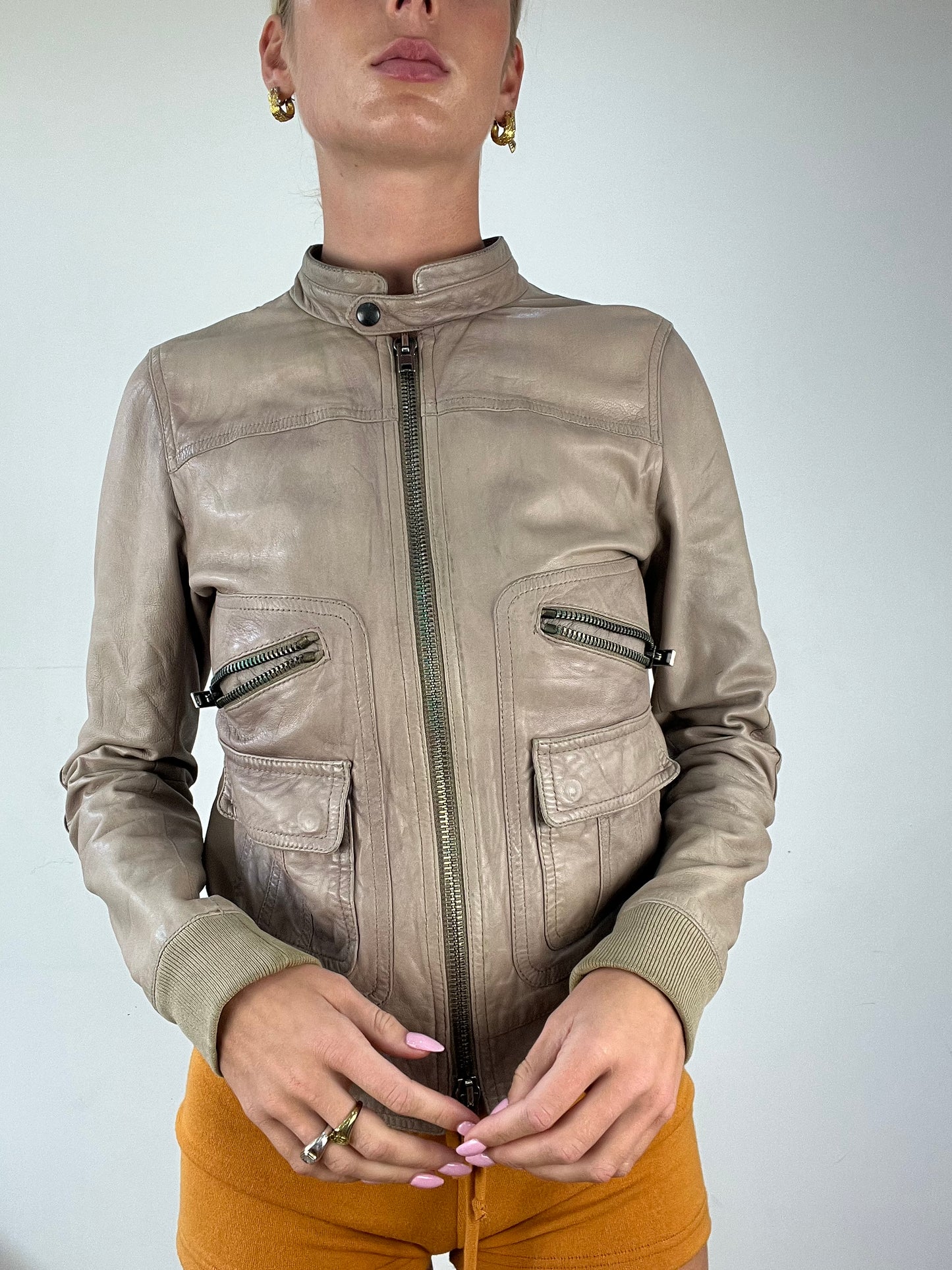 DINNER PARTY | small beige faux leather biker jacket