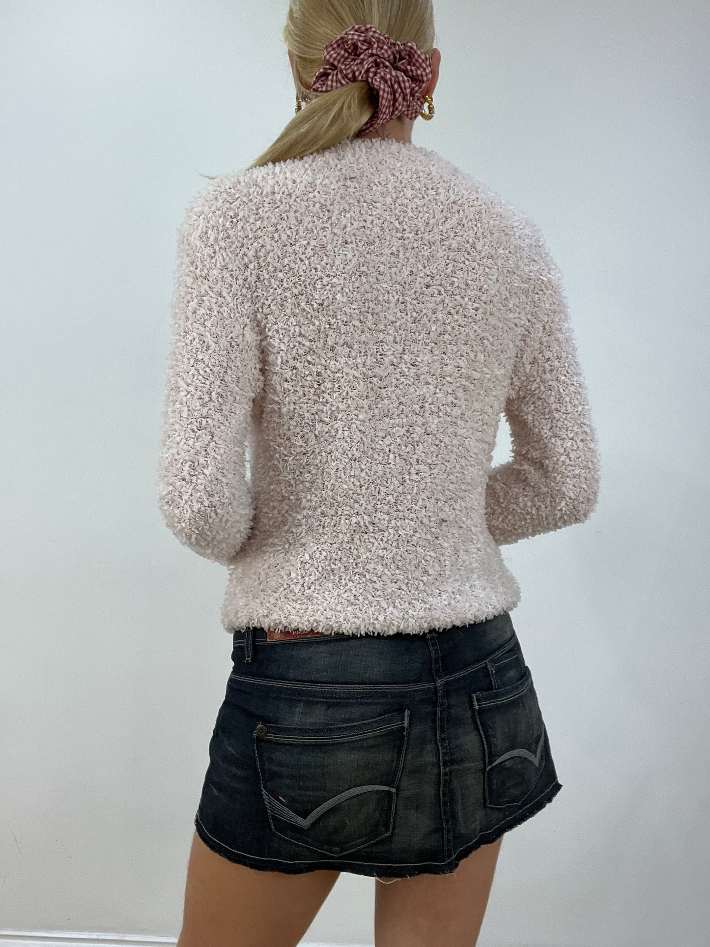 BEST PICKS | medium pink fluffy old label zara jumper