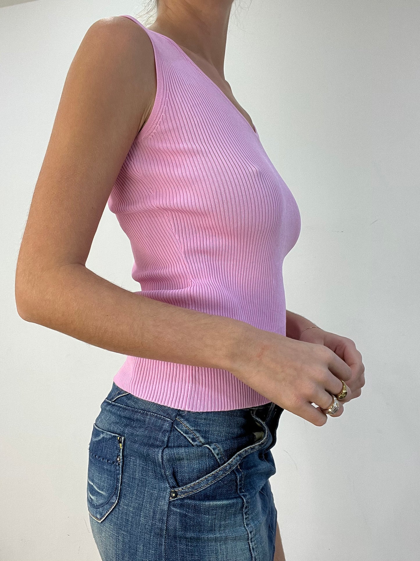 BEST PICKS | small pink ribbed cami