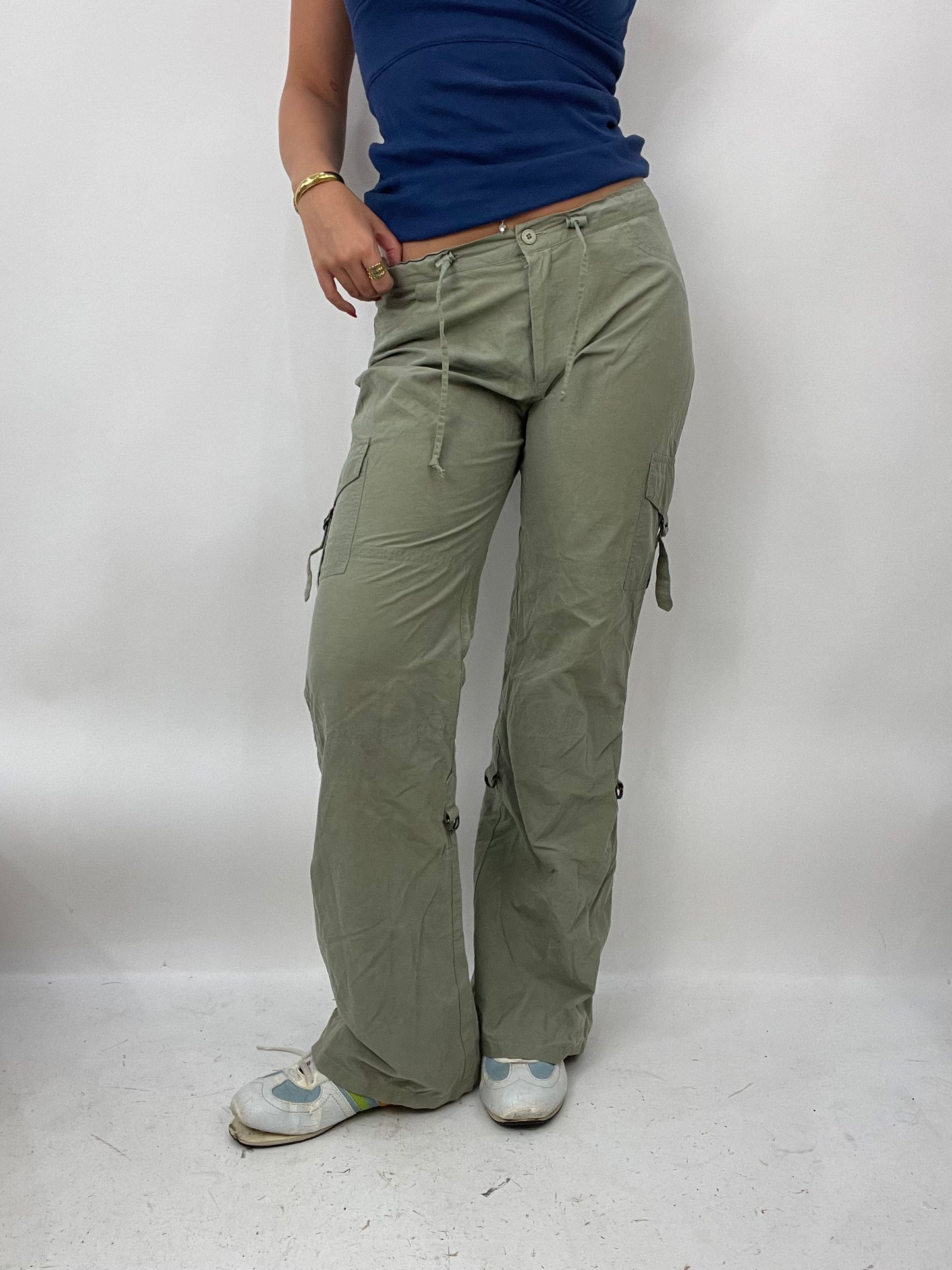 CITY BREAK DROP | medium green cargo trousers with drawstring