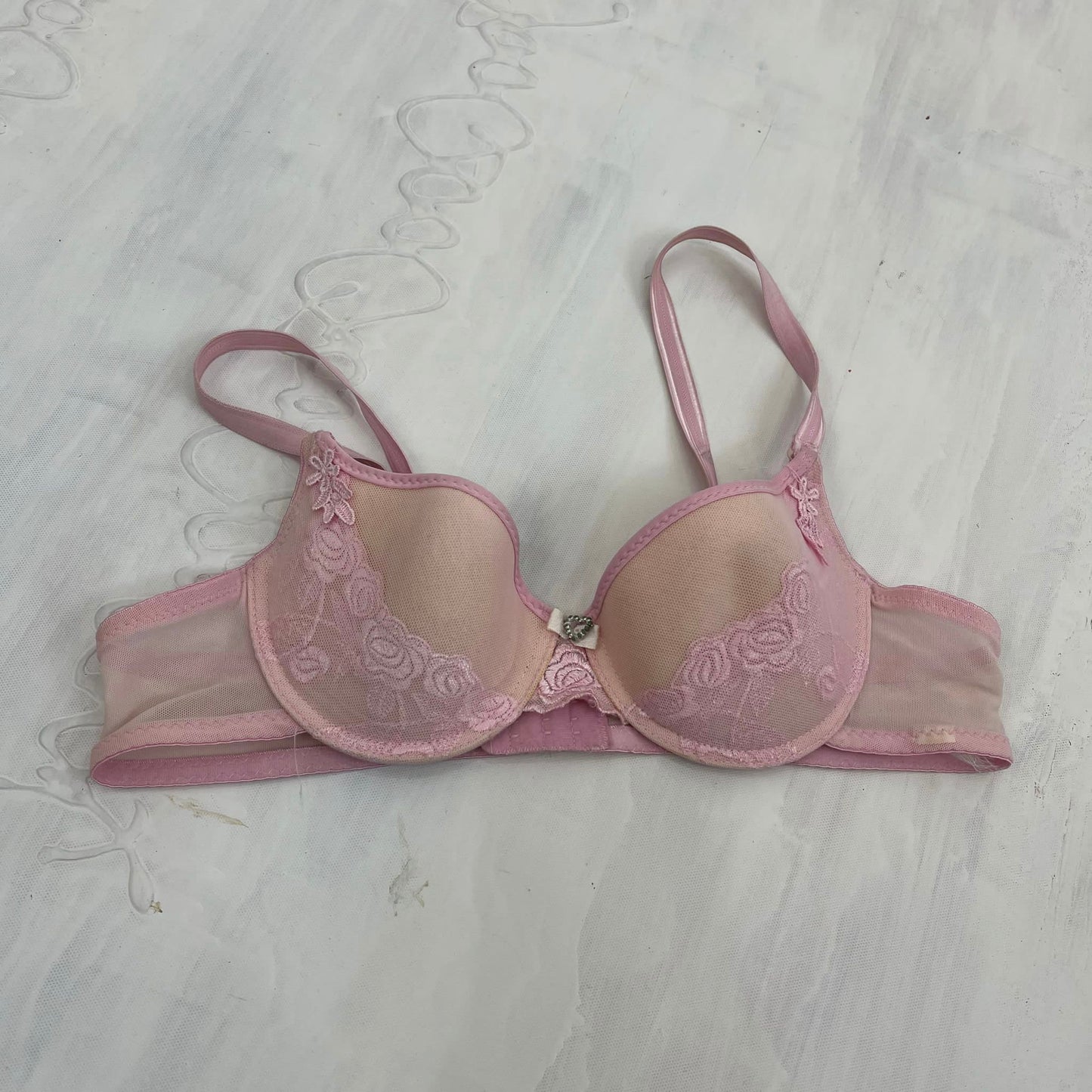 12 DAYS OF XMAS DROP | small pink padded bra with embroidery