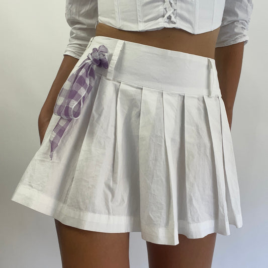 OLIVIA RODRIGO DROP | xs white pleated mini skirt