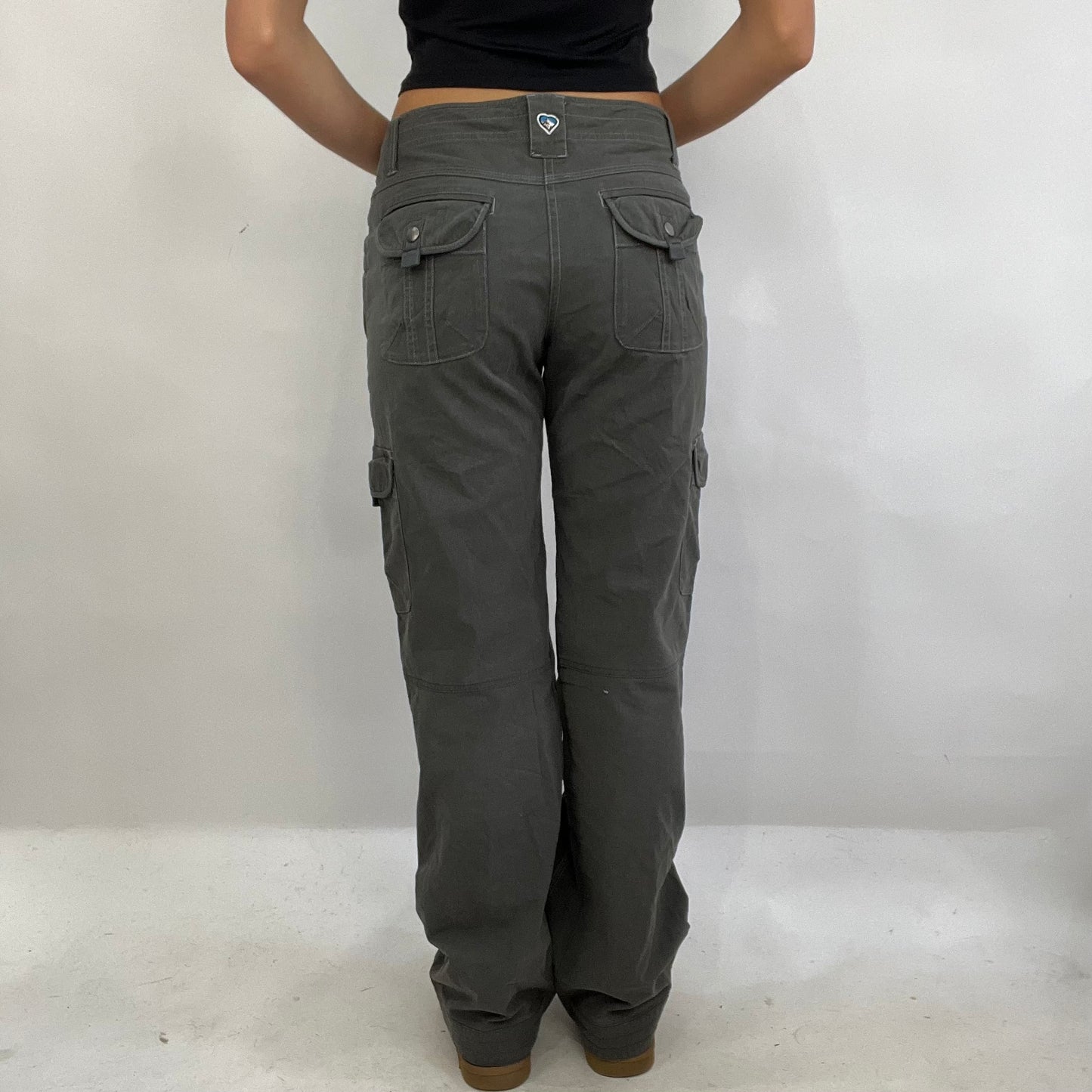 CARRIE BRADSHAW DROP | medium grey cargo trousers