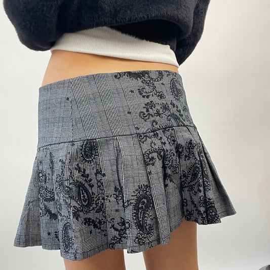 💻 FUTURECORE DROP | small grey checked pleated mini skirt