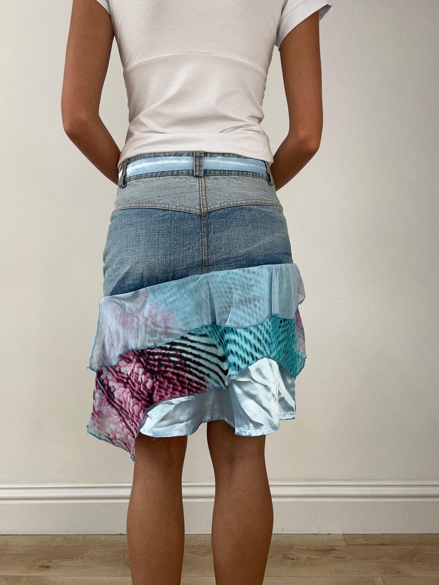 SIRENCORE | small denim skirt with blue chiffon material