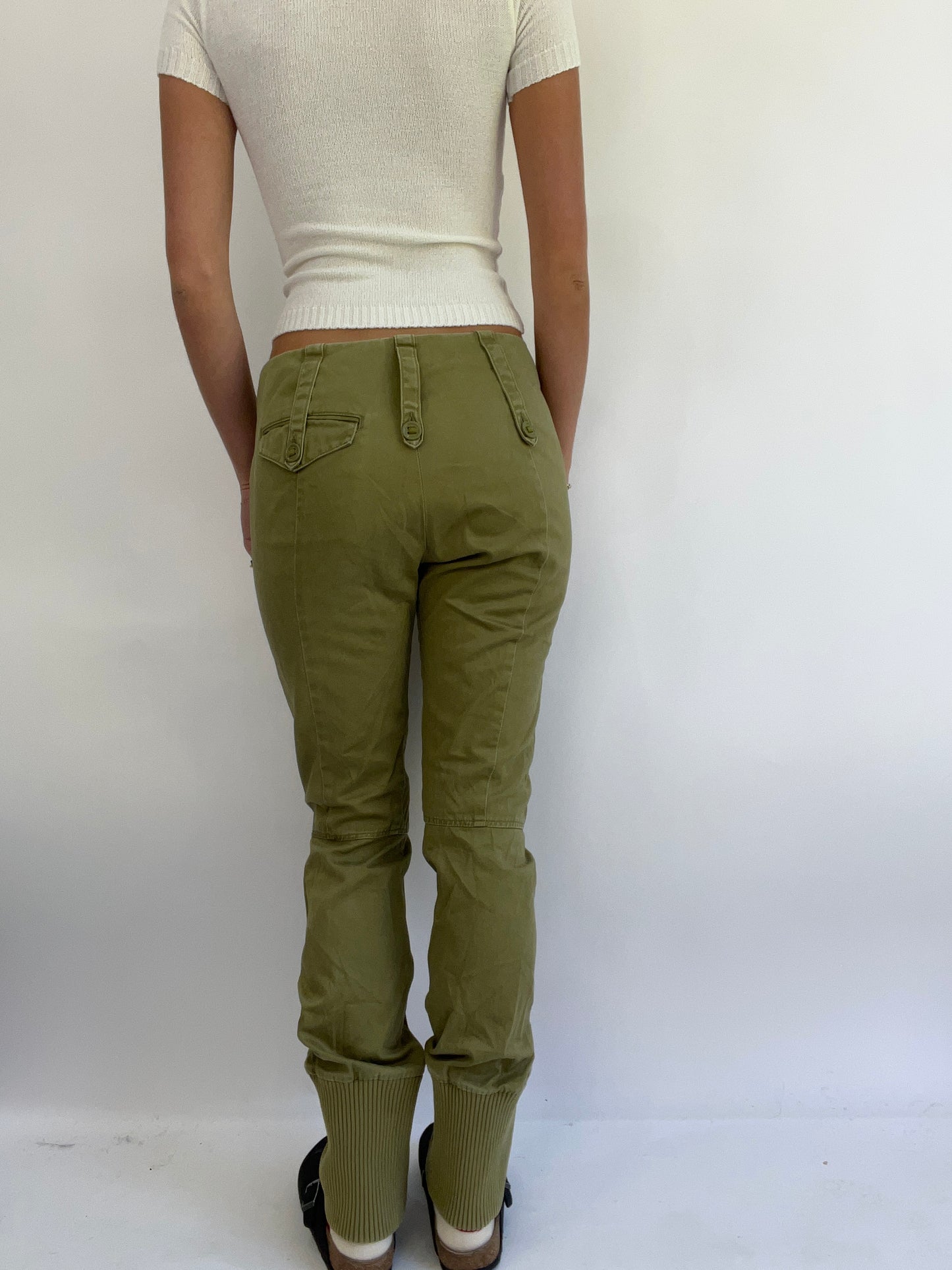 MADELINE ARGY DROP | small khaki green miss sixty trousers