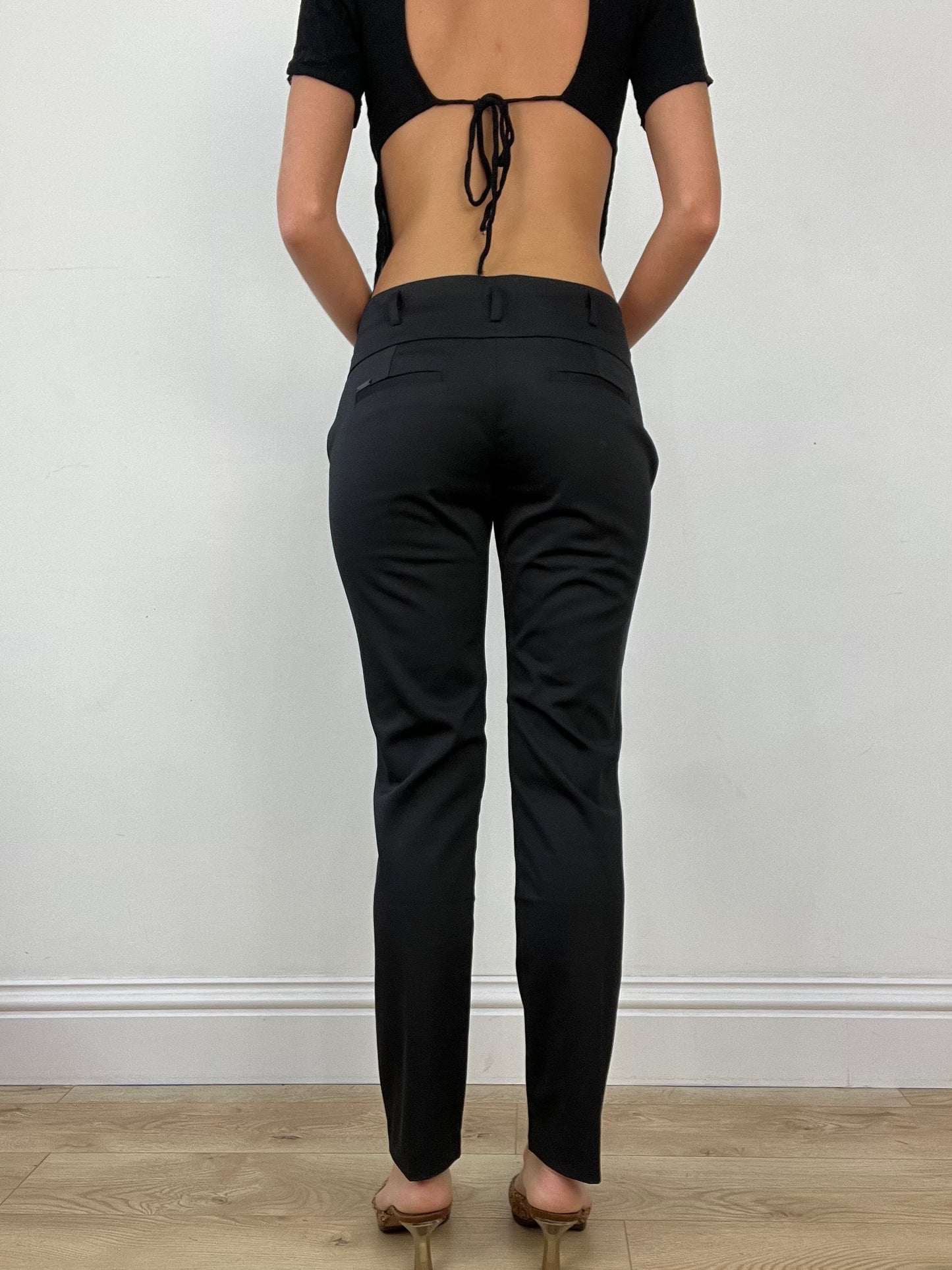 💻 LIBRARIAN CORE | small black satin style suit trousers