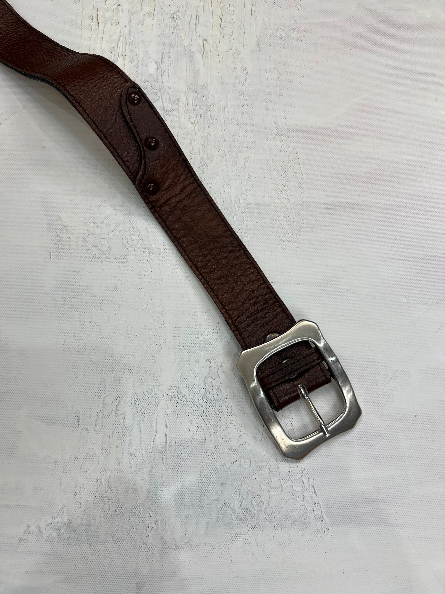 countryside | brown leather belt