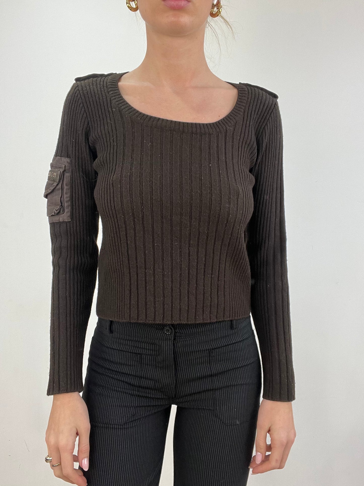 vintage edit six | small brown ribbed moschino jumper