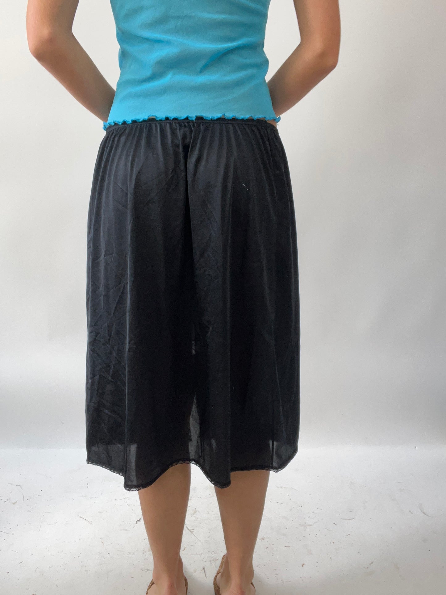 GIRLS TRIP DROP | medium black maxi skirt with lace detail