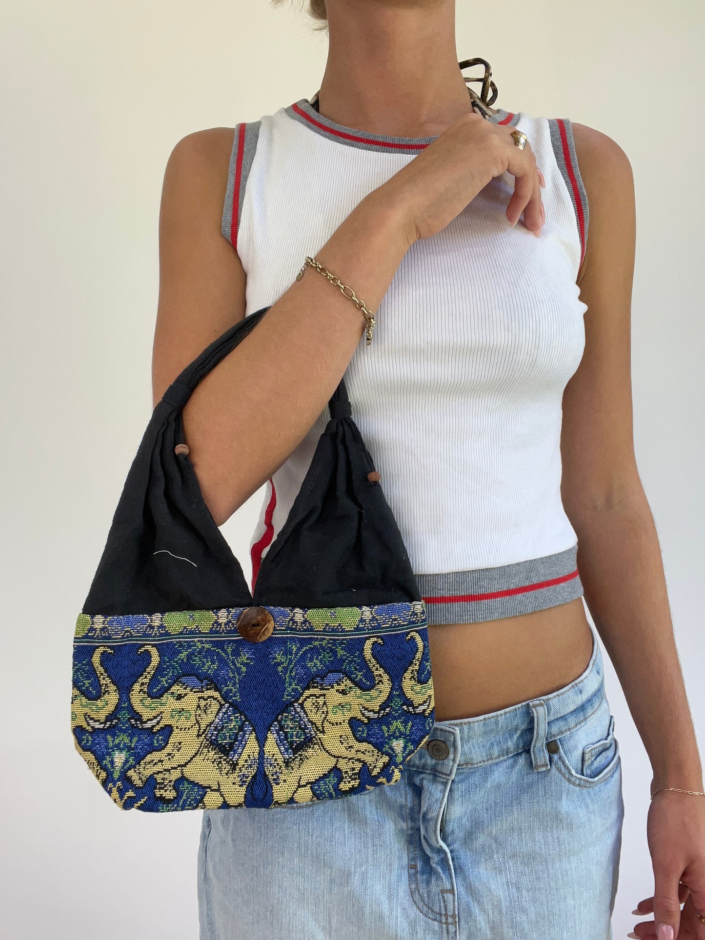 MADELINE ARGY DROP | elephant pattern canvas shoulder bag