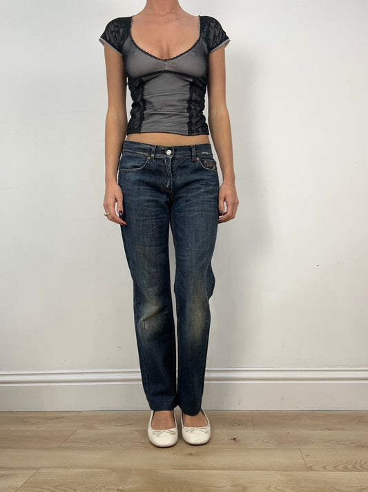 DATE NIGHT | medium dark wash dkny jeans