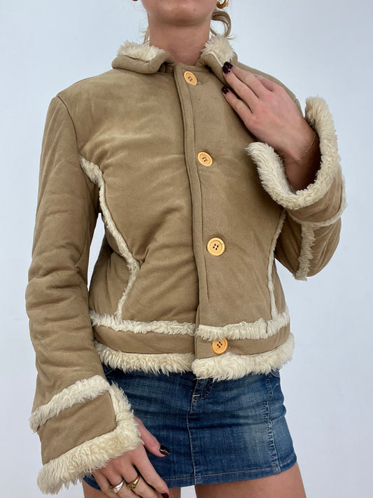 WINTER ESSENTIALS | small beige afghan style coat