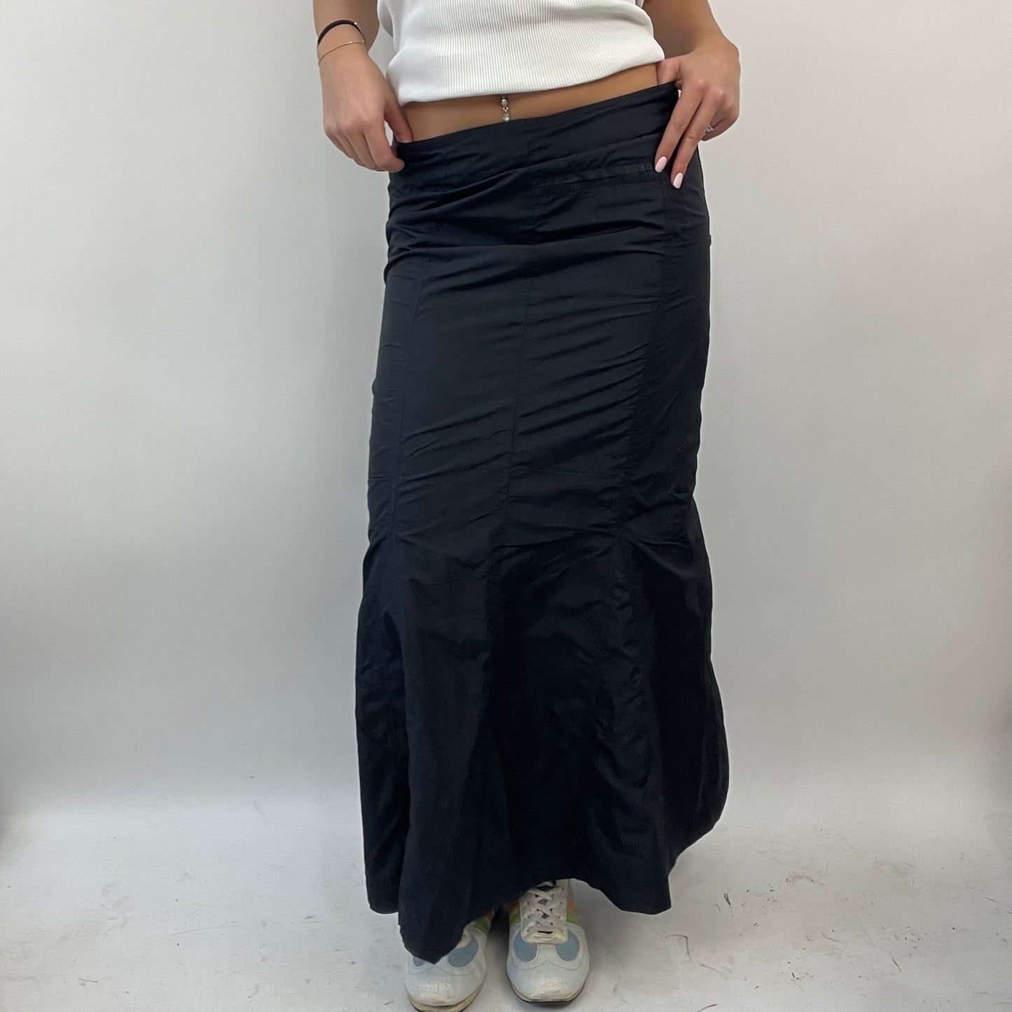 FUTURECORE DROP | small black old label h&m cargo maxi skirt