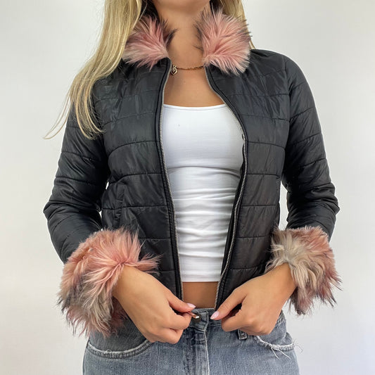 💚💻 GRUNGE COQUETTE DROP | small black puffer jacket with pink fur