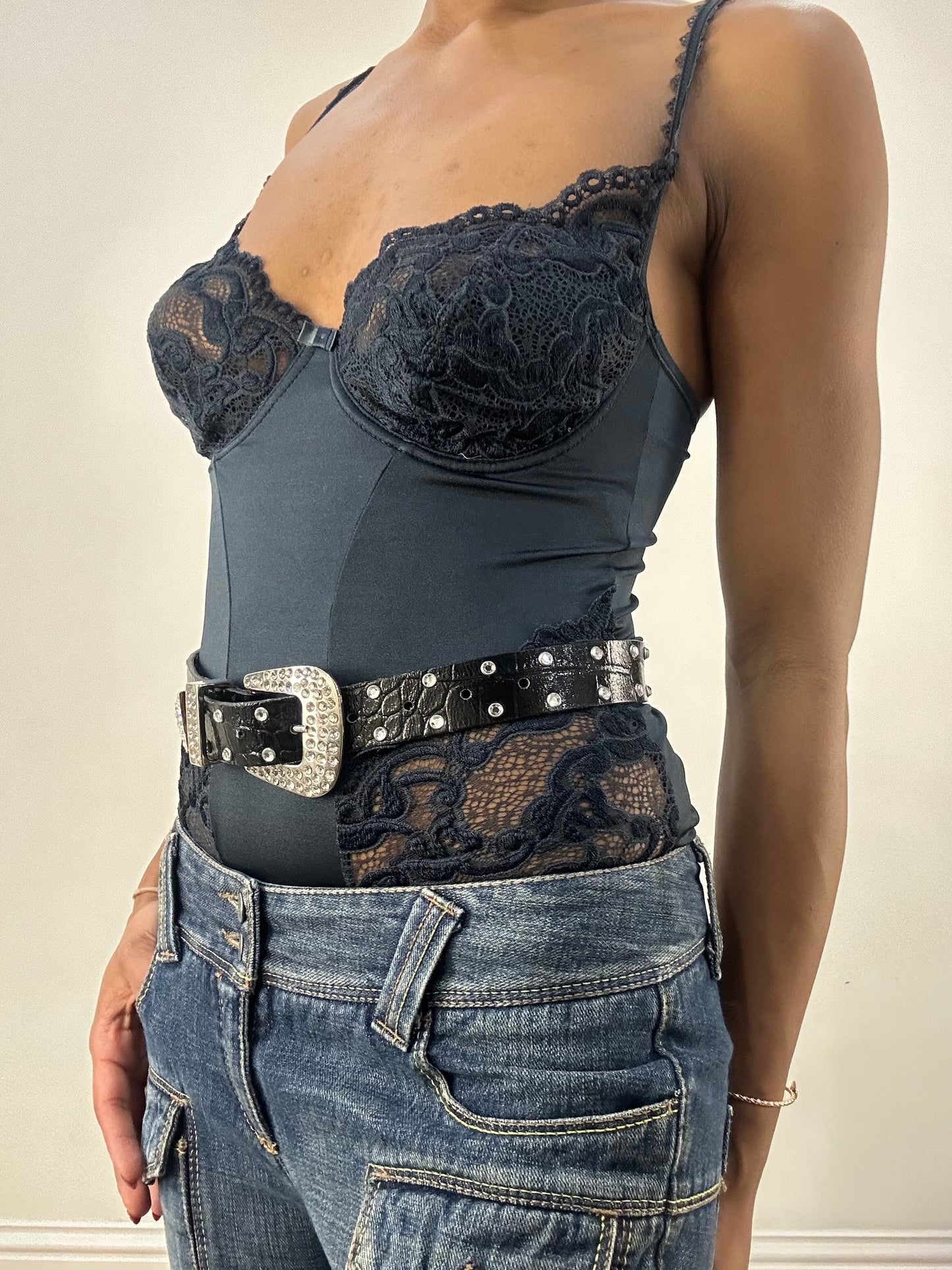 MOB WIFE DROP | black belt with diamanté buckle