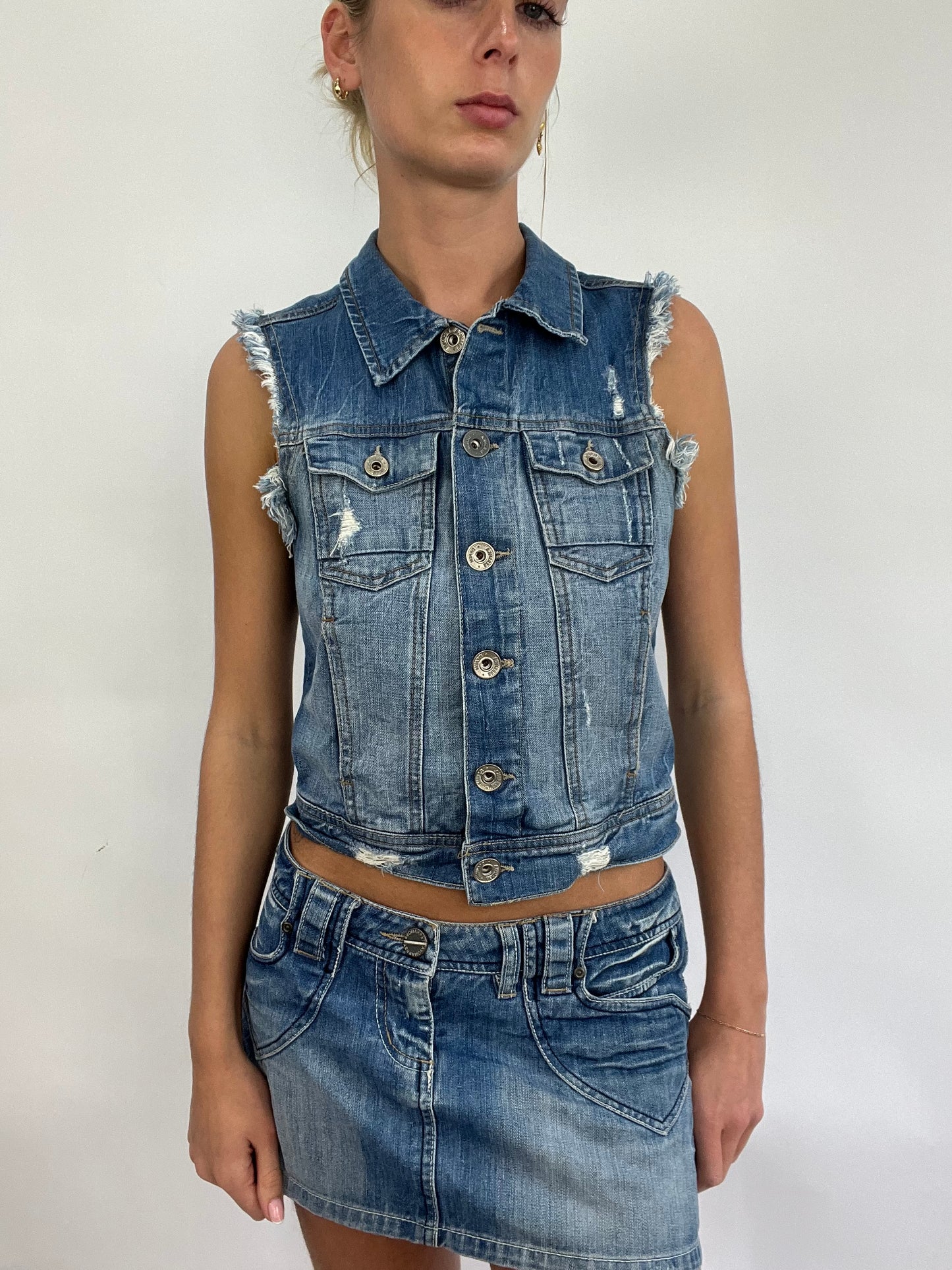 COACHELLA DROP | medium blue old label bershka denim sleeveless jacket with fraying