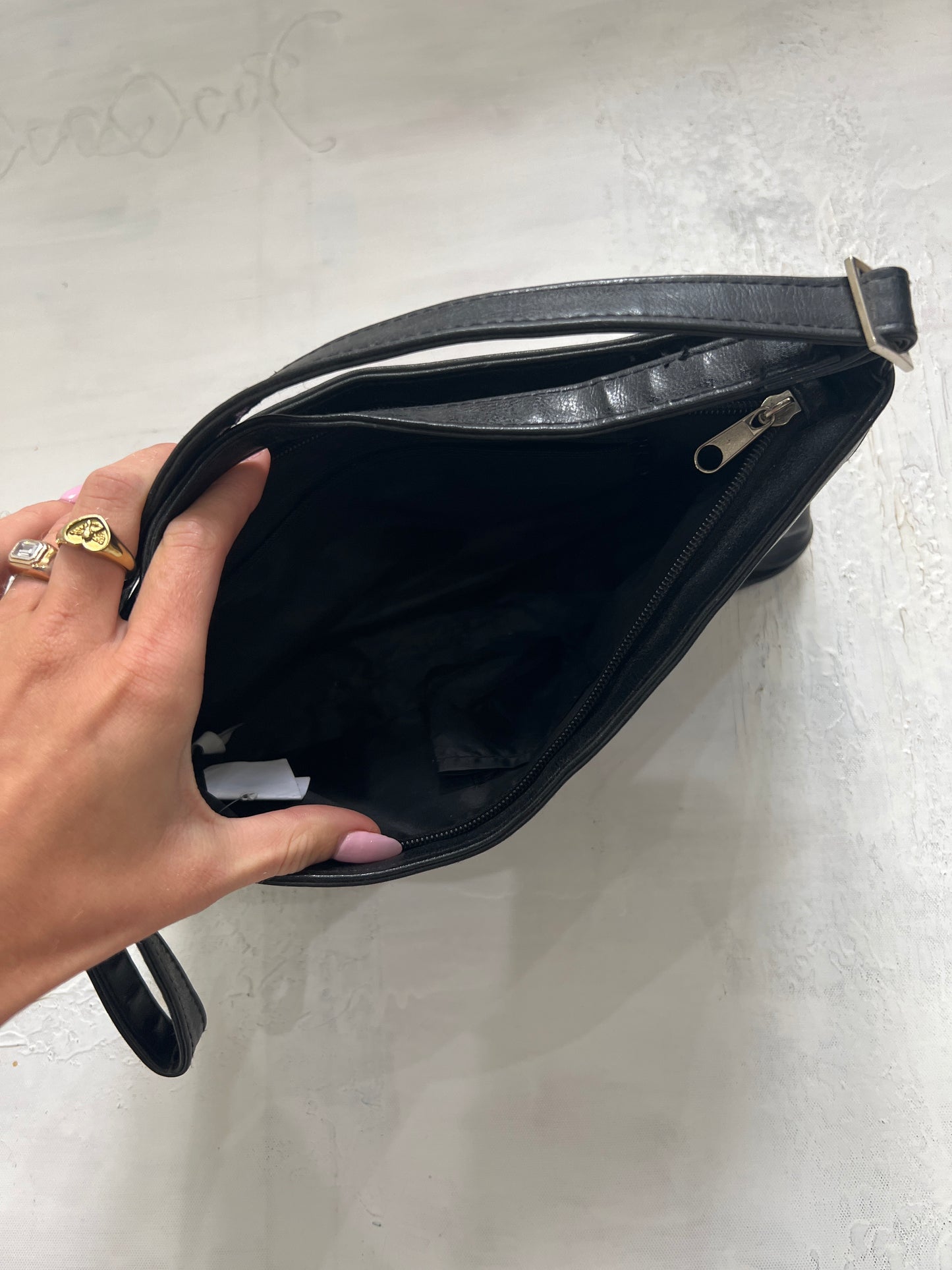 DINNER PARTY | black leather shoulder bag