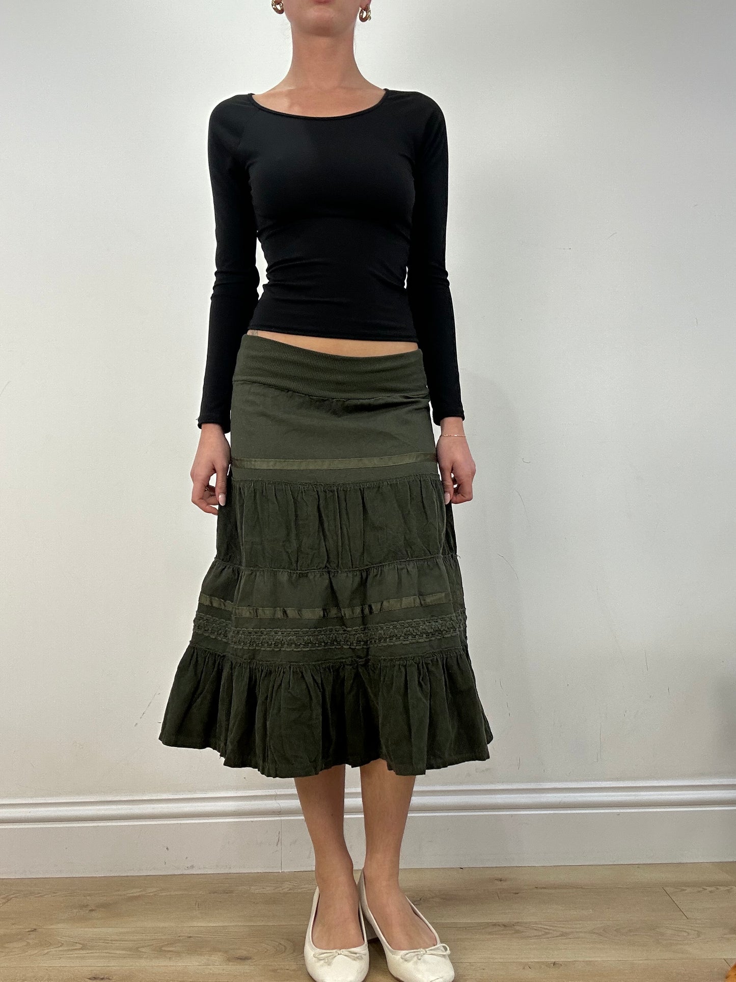 vintage edit nine: part two | small khaki layered midi skirt