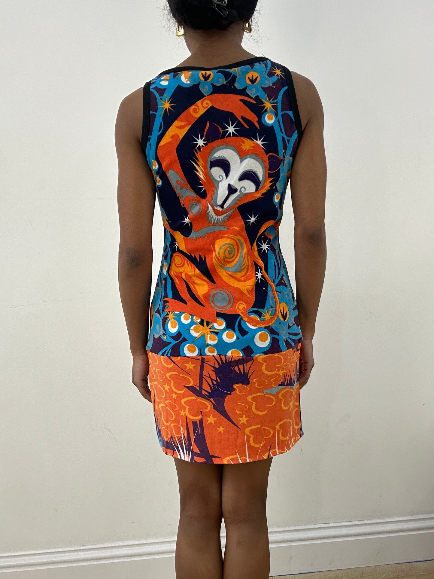 💻HIPPY CHIC DROP | small blue and orange graphic dress