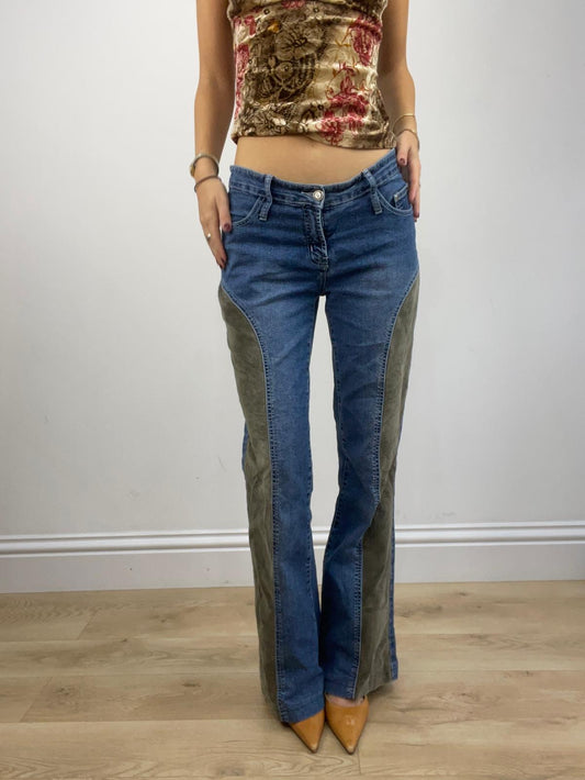 BUFFY THE VAMPIRE SLAYER | xs midwash jeans with corduroy cut out