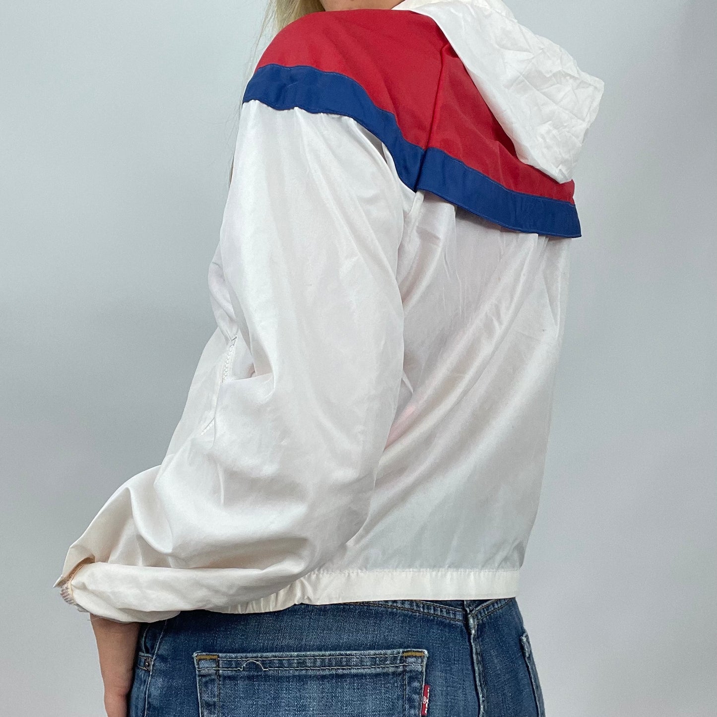 HAILEY BIEBER DROP | small white, red & blue nike shell style zip up