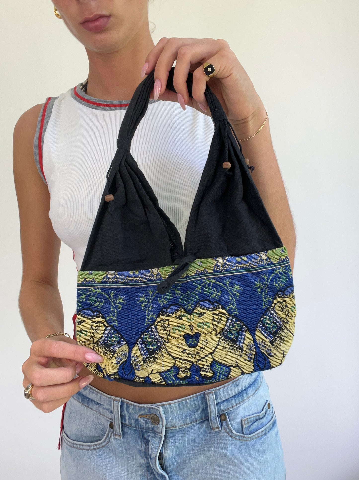 MADELINE ARGY DROP | elephant pattern canvas shoulder bag