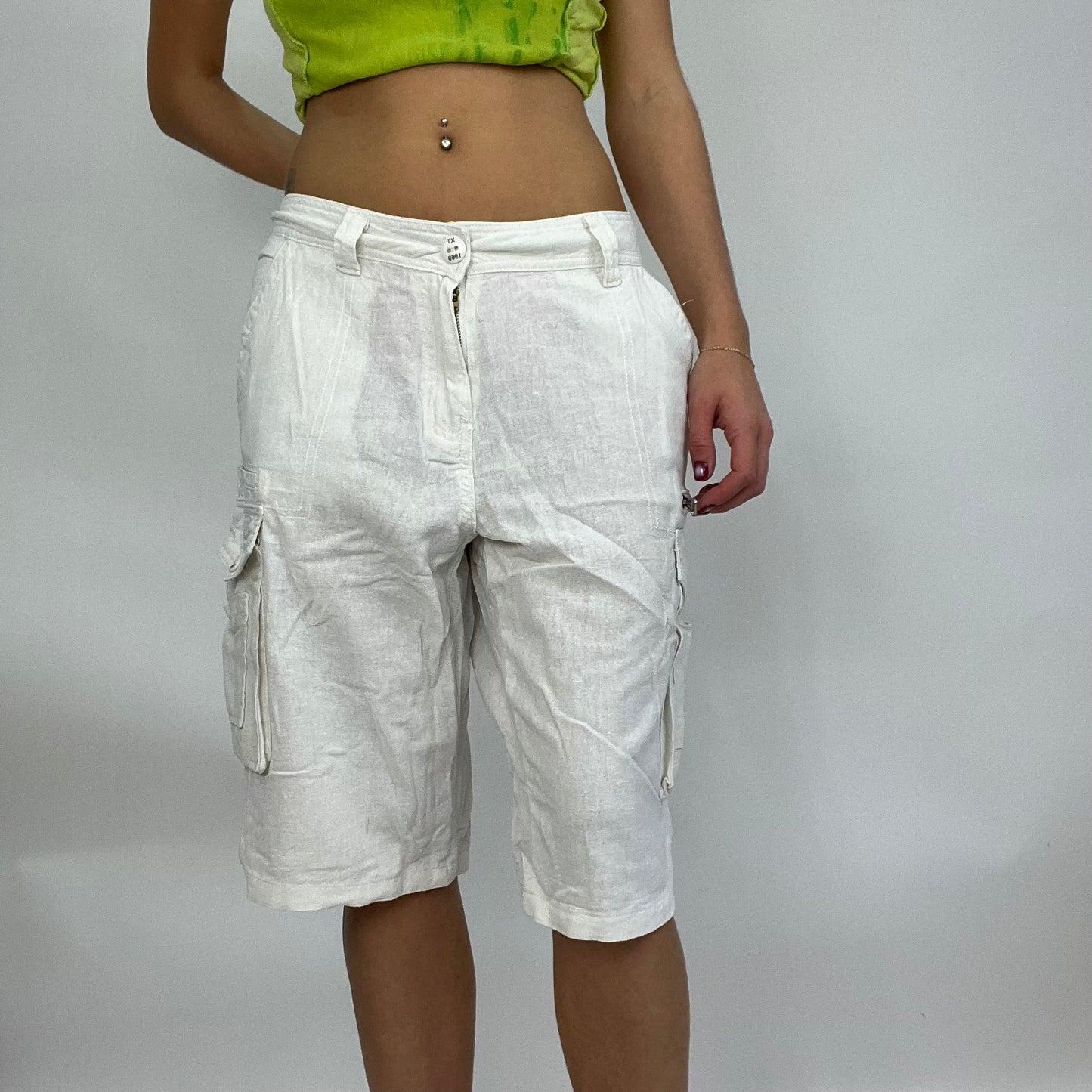 SUMMER ‘IT GIRL’ DROP | linen cargo shorts - W38