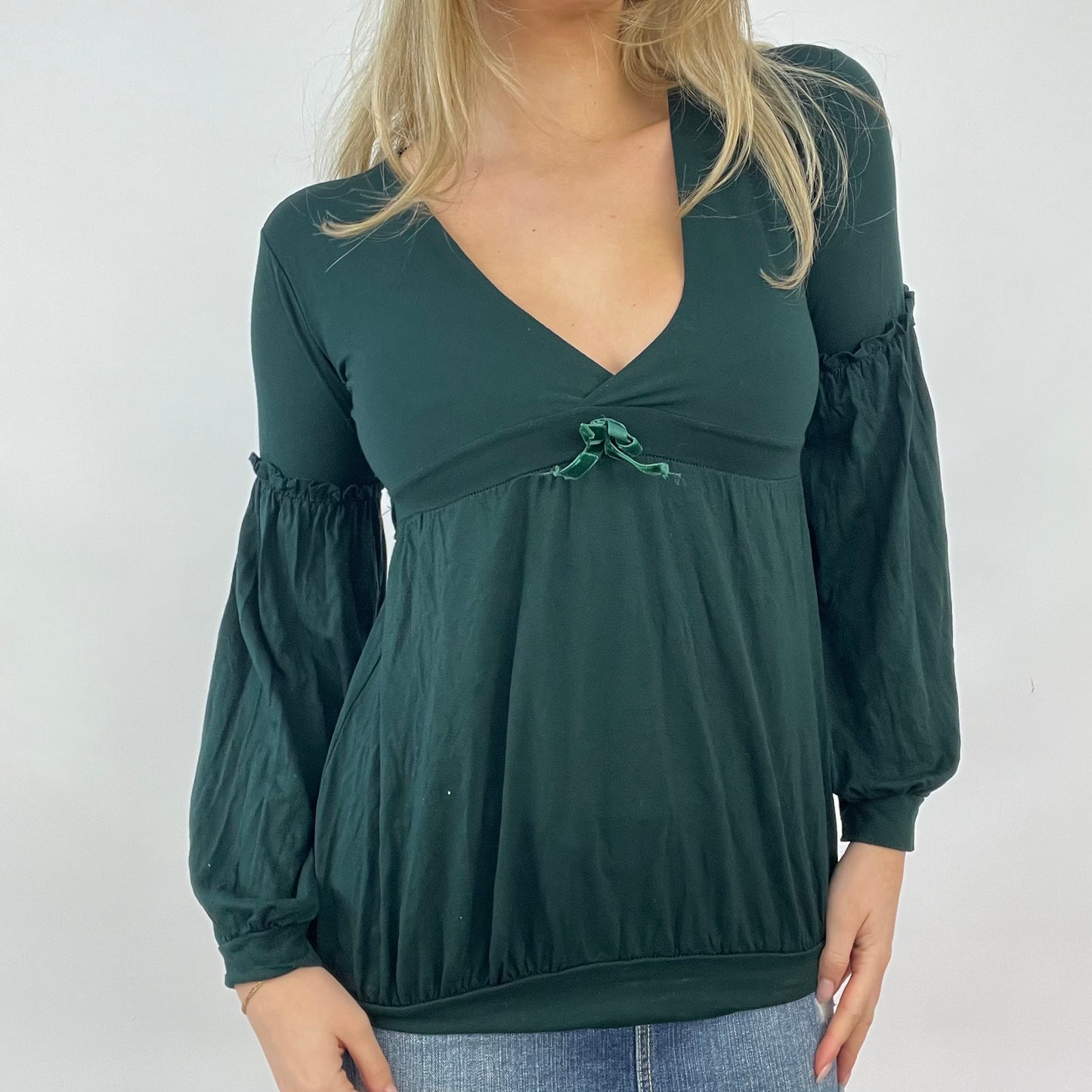 GIRL CORE DROP | small green long sleeve top with bow detail