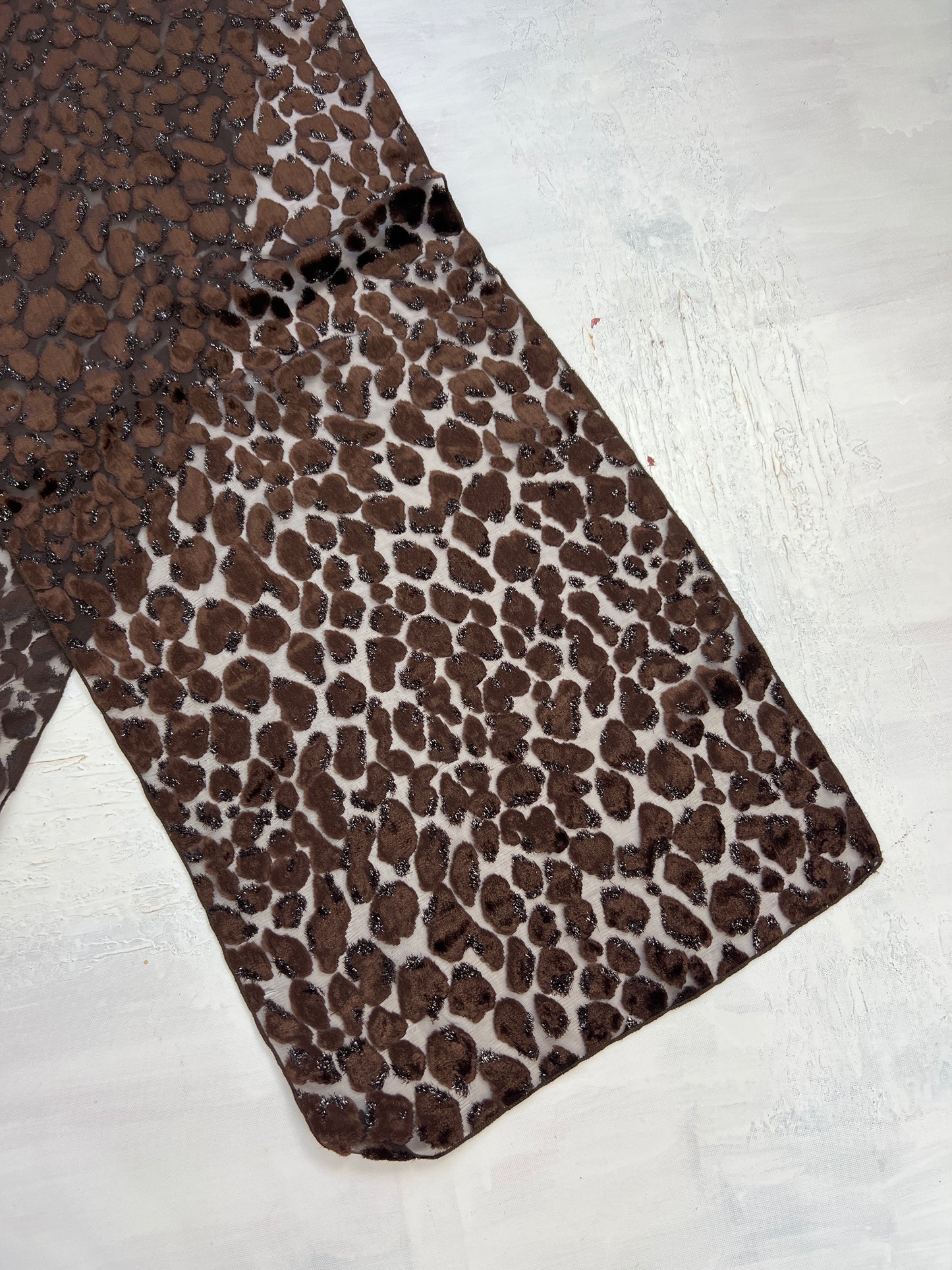 💻 LIBRARIAN CORE | brown and black leopard print scarf