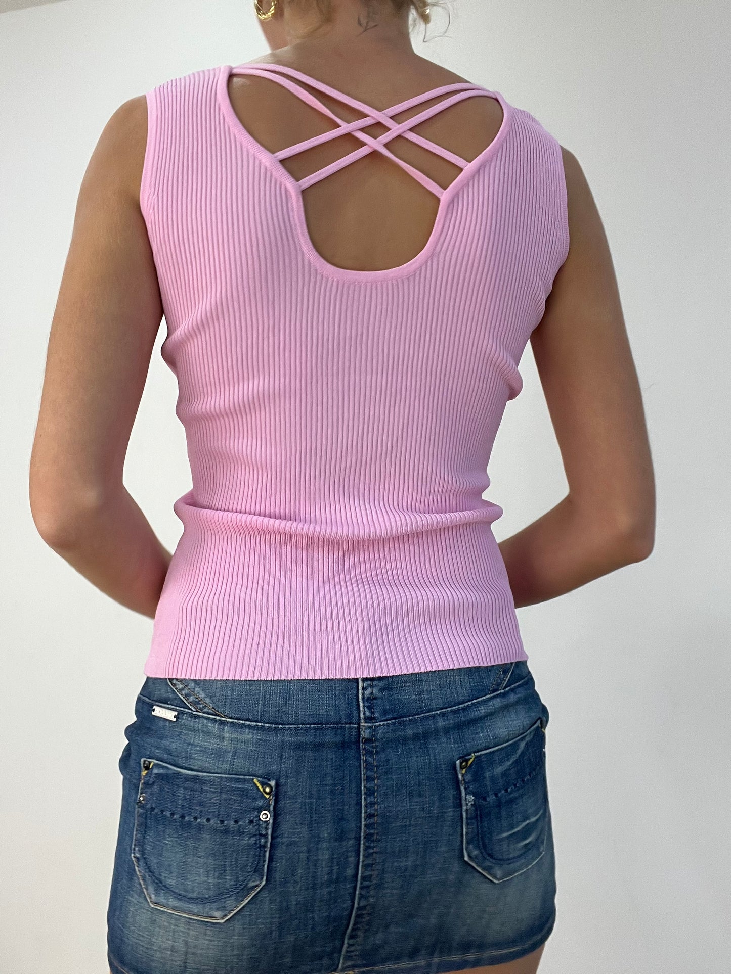 BEST PICKS | small pink ribbed cami