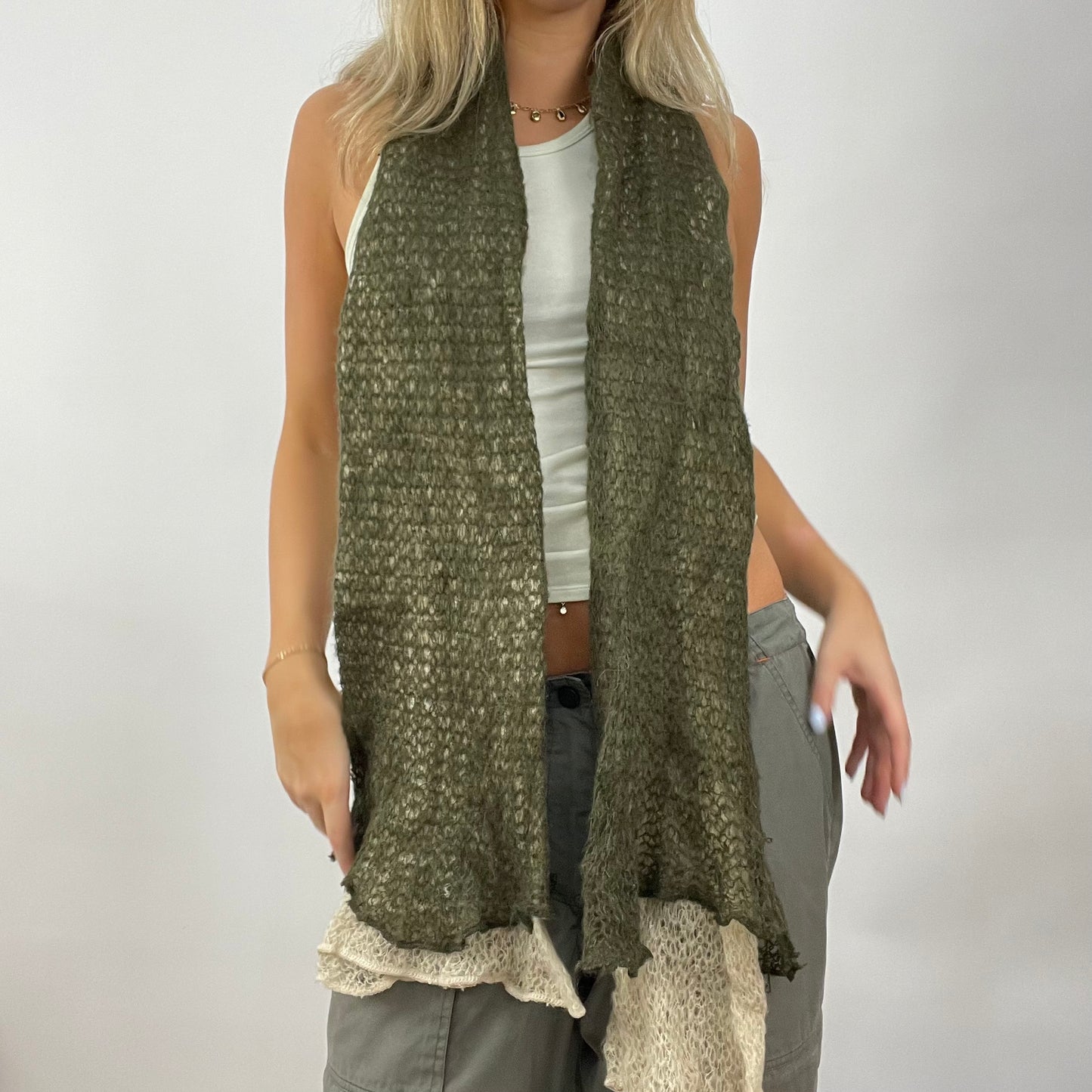 GORPCORE DROP | green and cream knit scarf