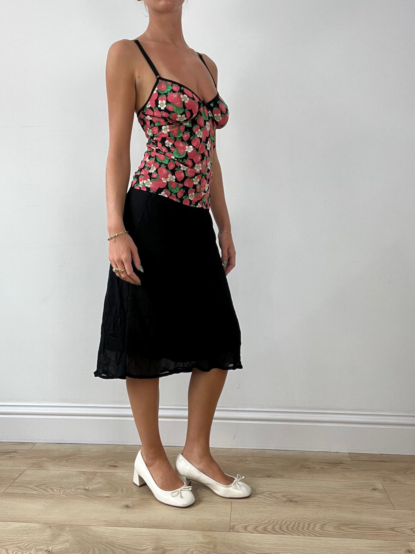 BEST PICKS | small black dolce & gabbana strawberry print cami