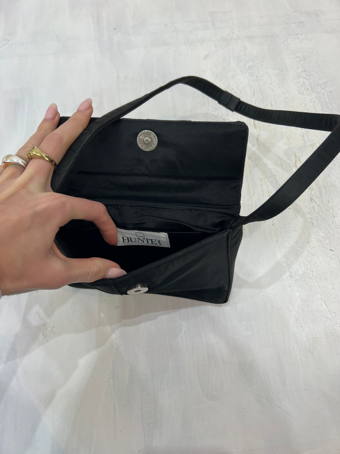 vintage edit nine | black shoulder bag