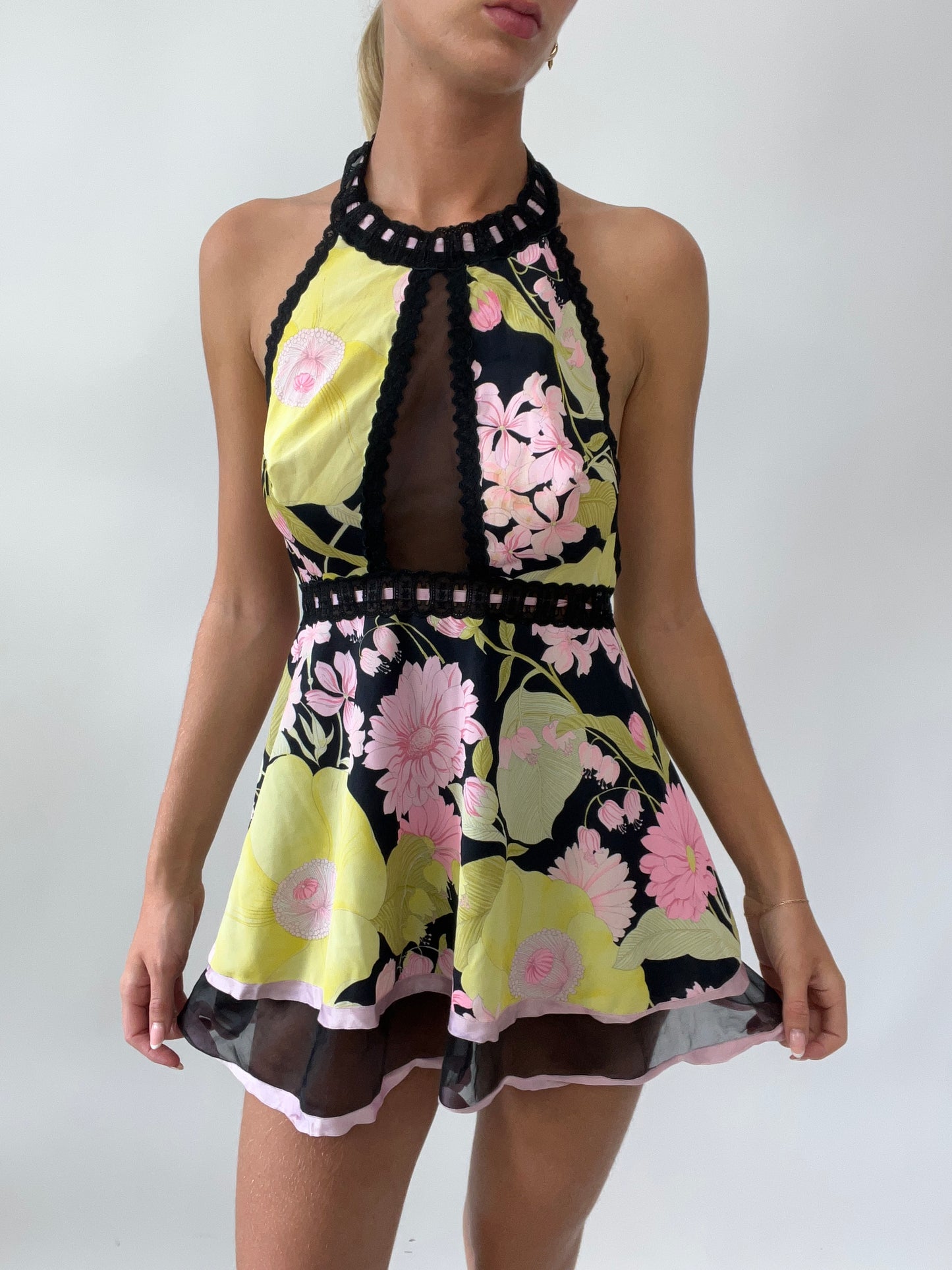 💚 GIRLS TRIP DROP | small black and yellow halterneck floral dress