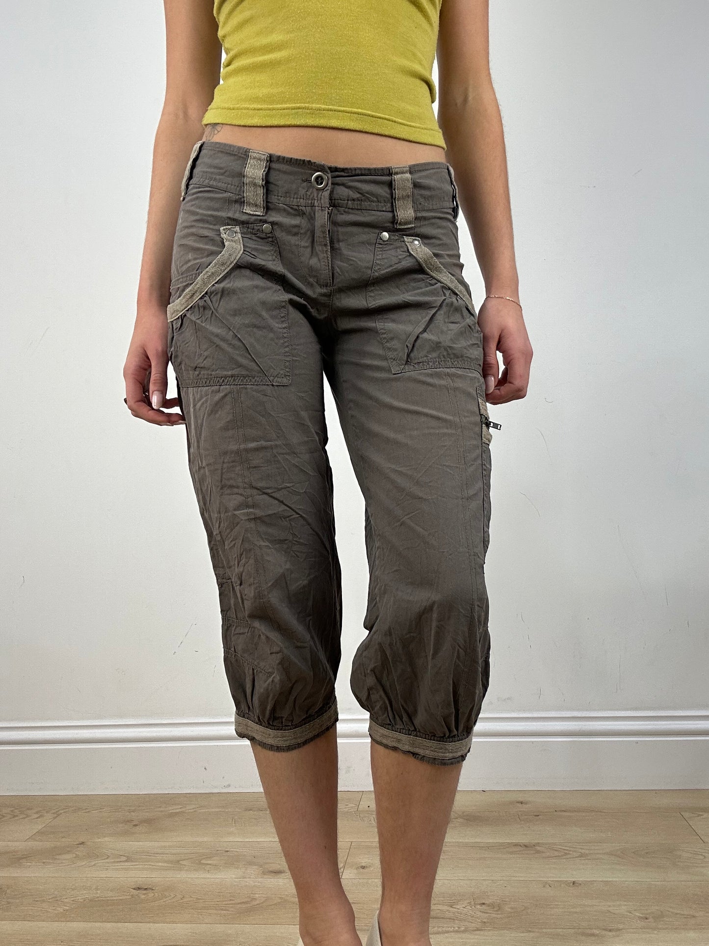 vintage edit nine: part two | small brown 3/4 length capri cargos