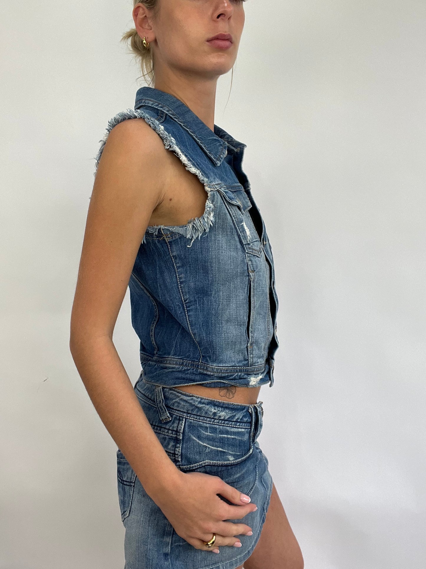 COACHELLA DROP | medium blue old label bershka denim sleeveless jacket with fraying