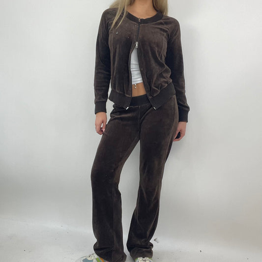 PARIS HILTON DROP | small brown united colors of benetton velour tracksuit set