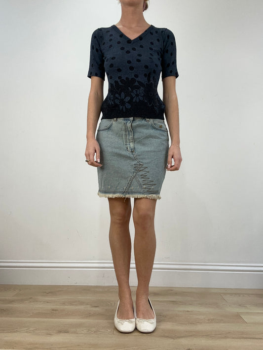 BEST PICKS | small navy polka dot and floral top