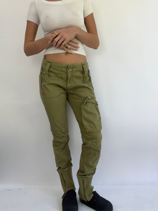 MADELINE ARGY DROP | small khaki green miss sixty trousers